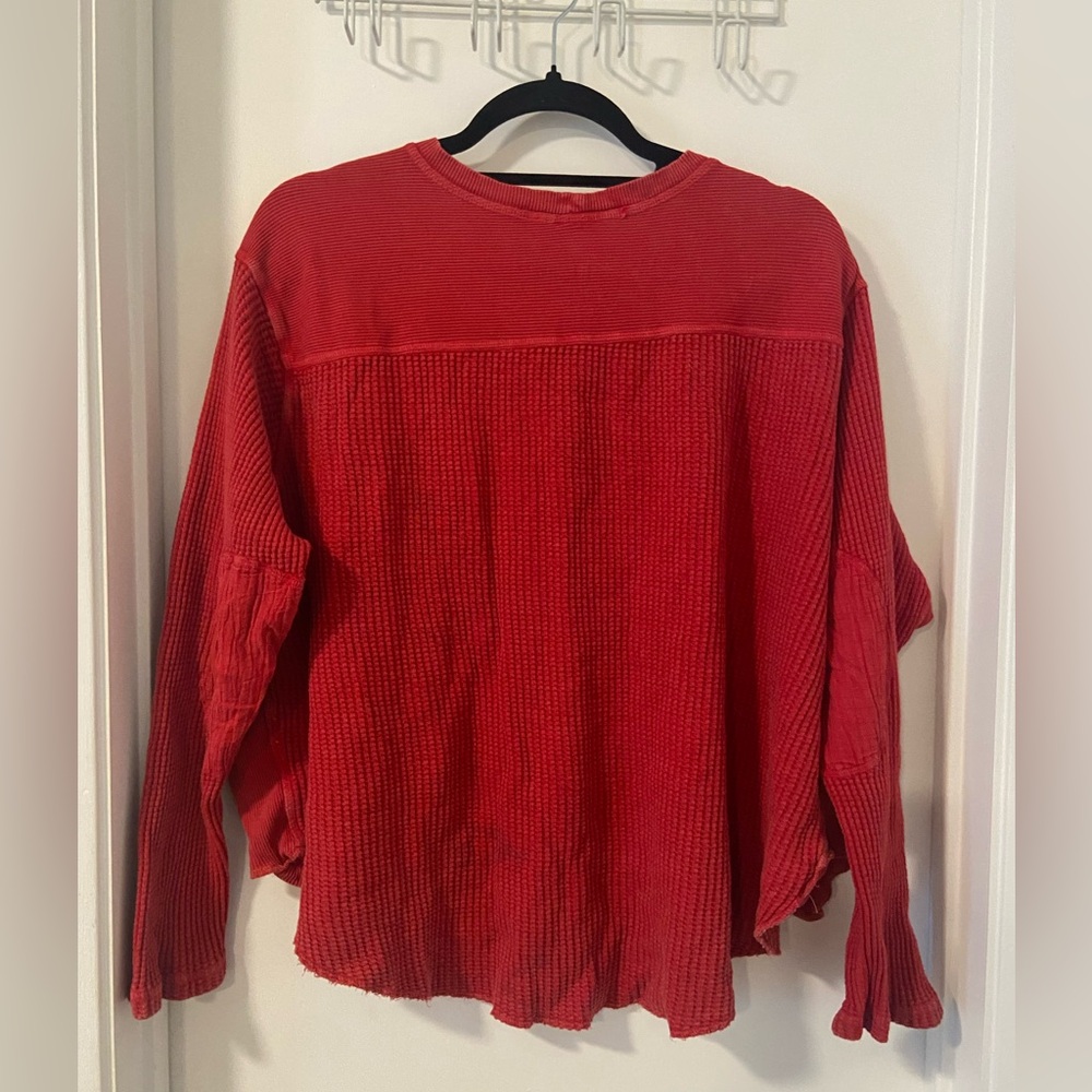 Free People One red Blake boxy cut thermal waffle knit long sleeve XS - Picture 4 of 6